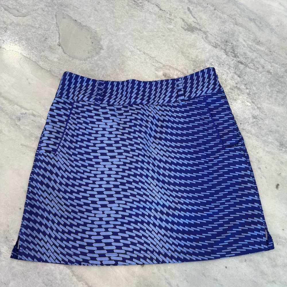 Adidas Climacool women’s golf skirt, like new condition